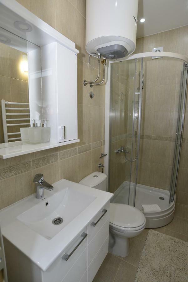 Apartmani Stefanija Tivat Luaran gambar