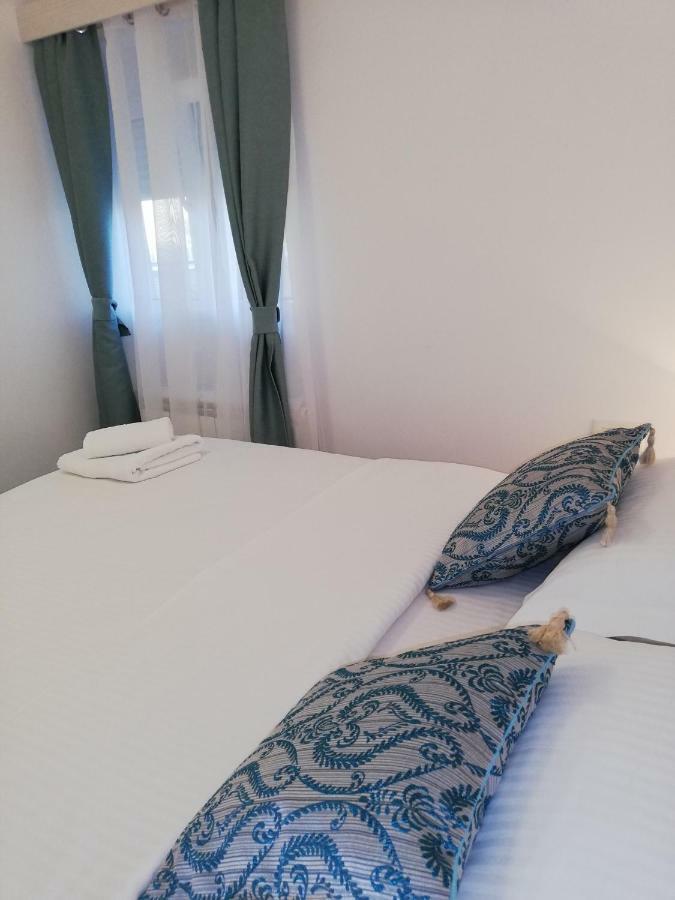 Apartmani Stefanija Tivat Luaran gambar